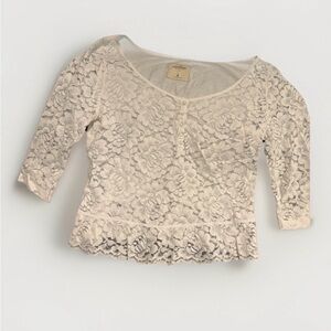 Hollister Cream Lace Blouse size M